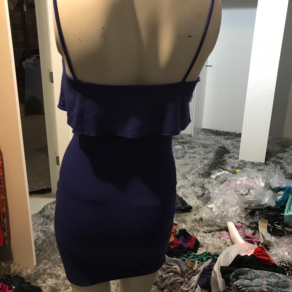 Soprano Bodycon Ruffle Dress - Picture 4 of 4